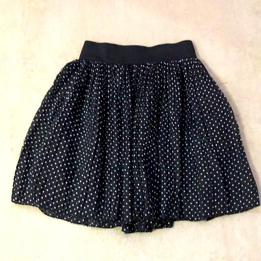 Stone flower, Extra Small, black&white polka dots